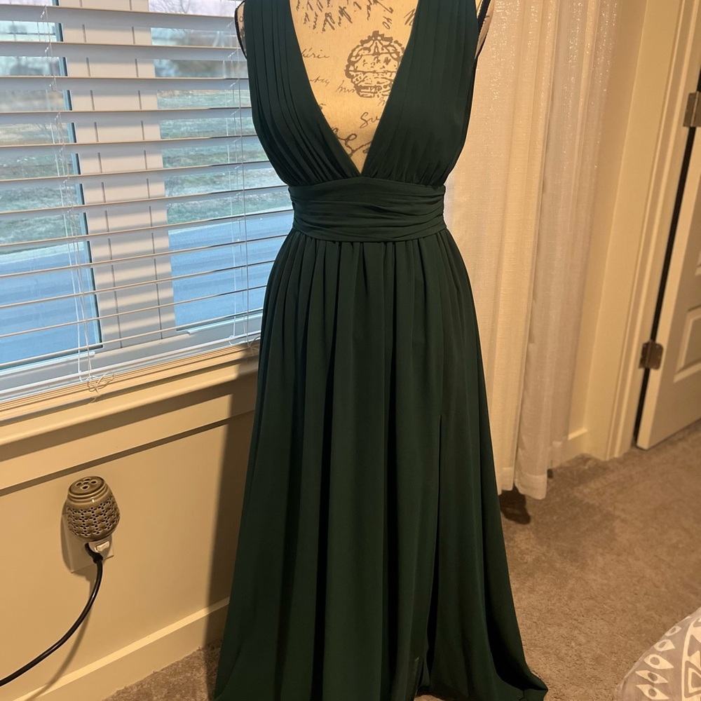 Elegant Green Evening Gown